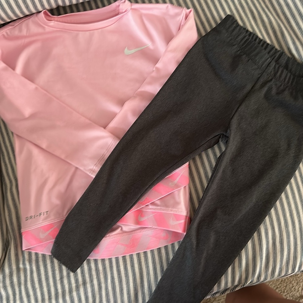 Girls’ size 2-3T Nike Dri-Fit set